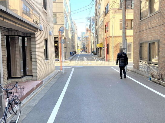 ビル周辺風景②