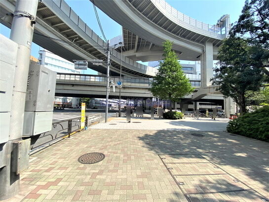 ビル周辺風景④