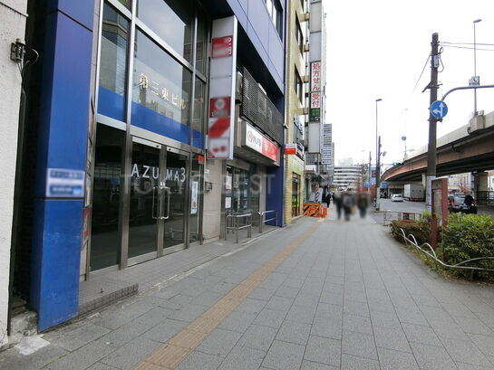 ビル周辺風景②