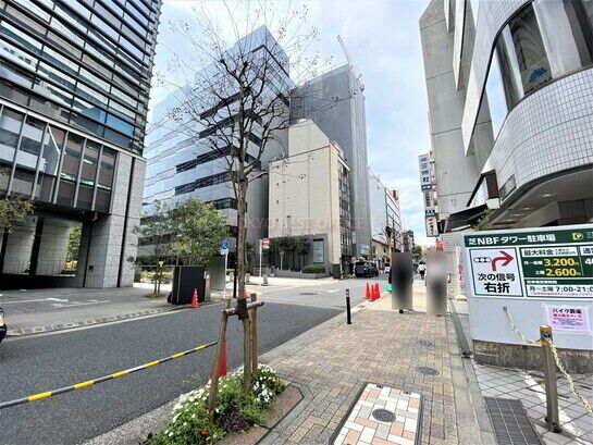 ビル周辺風景②