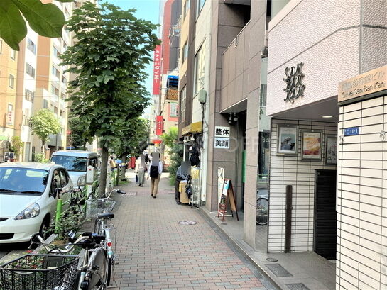 ビル周辺風景③