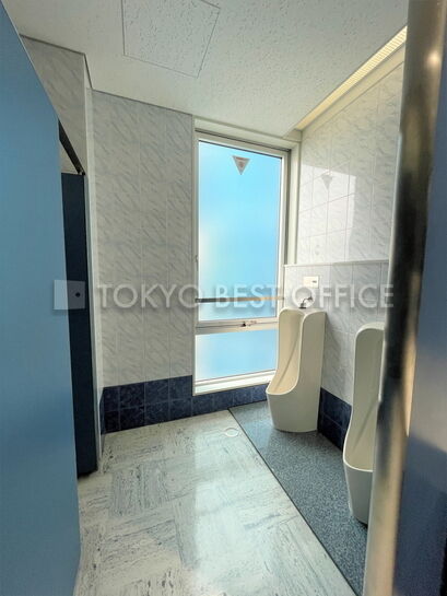 男性お手洗い（7階）