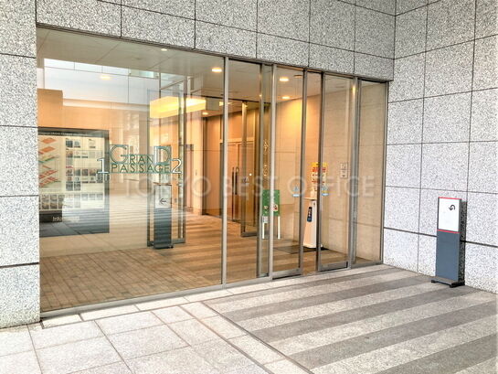 ビルエントランス②