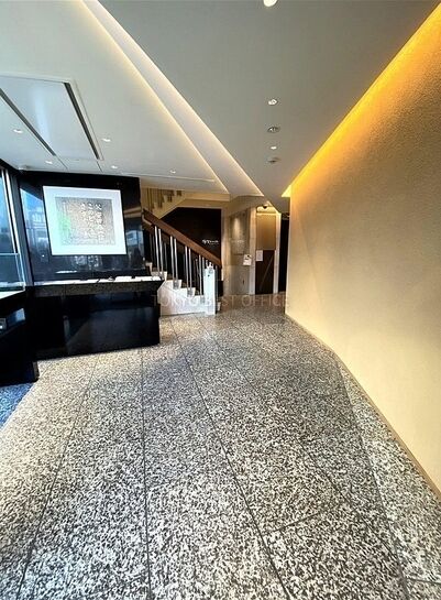 エントランスホール③