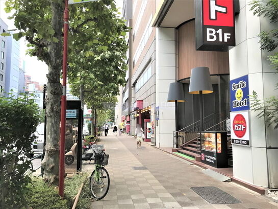 ビル周辺風景①