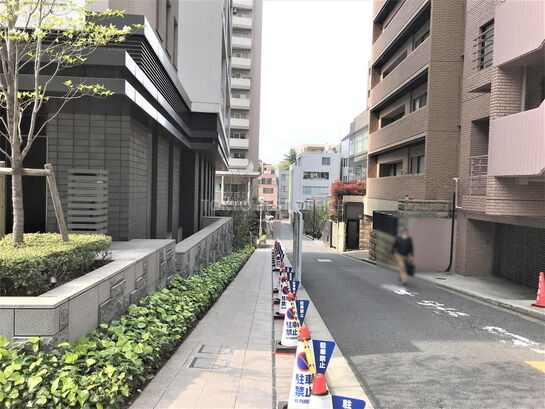 ビル周辺風景①