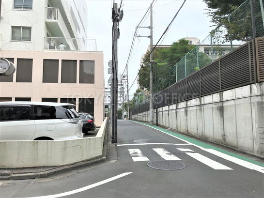 ビル周辺風景③