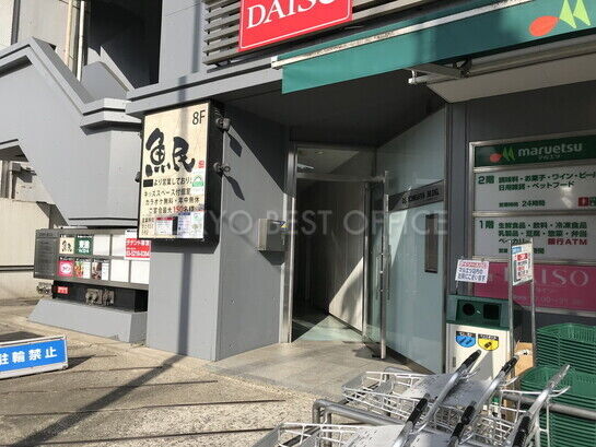 ビルエントランス①