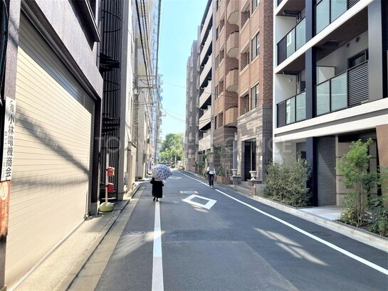 ビル周辺風景①