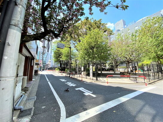 ビル周辺風景④