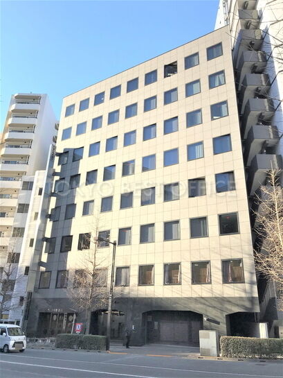 新川イワデビル外観①