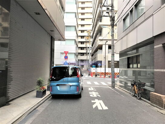 ビル周辺風景①