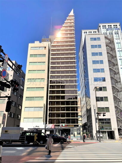 KA111ビル外観①