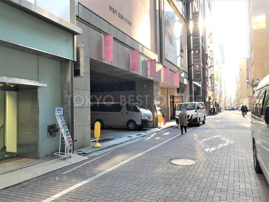 ビル周辺風景（銀座ガス灯通り側）④