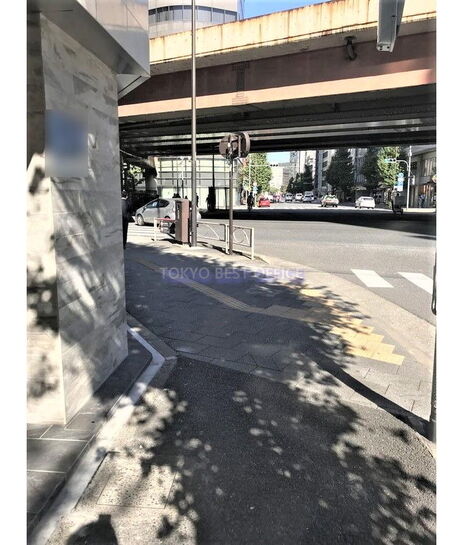 ビル周辺風景③