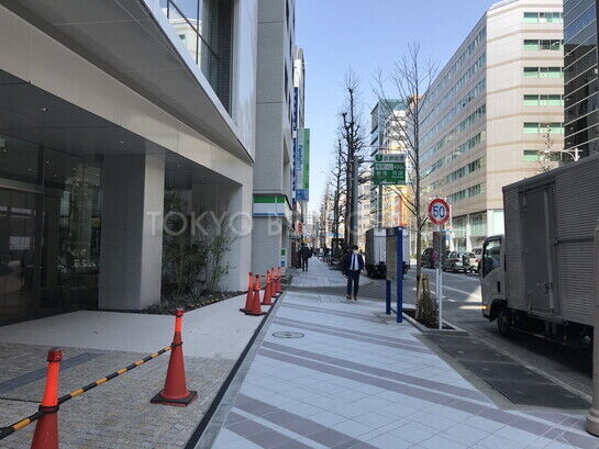 ビル周辺風景①