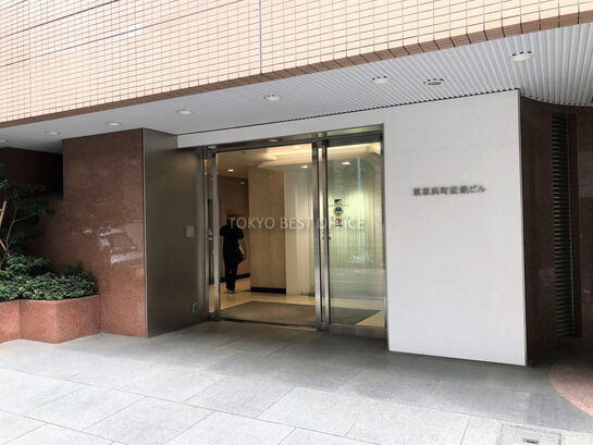ビルエントランス①