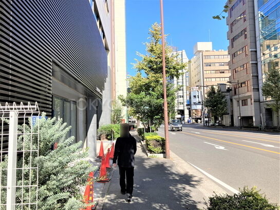 ビル周辺風景①