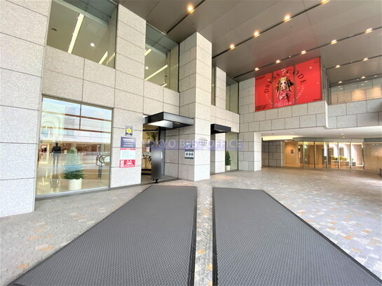 ビルエントランス③