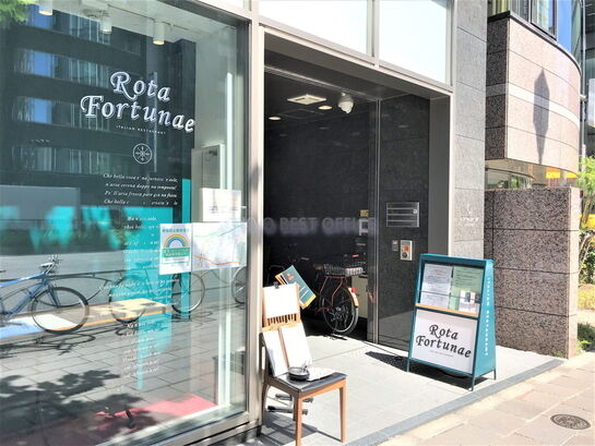 店舗側エントランス②