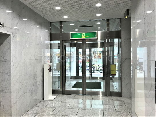 エントランスホール