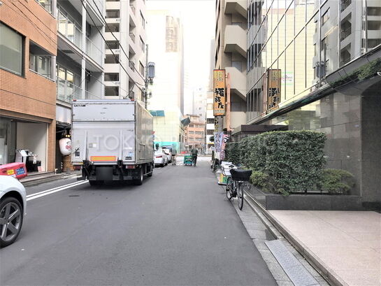 ビル周辺風景③