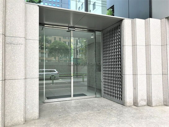 | -  TOKYO BEST OFFICE