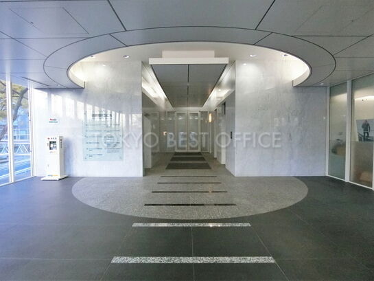 エントランスホール①