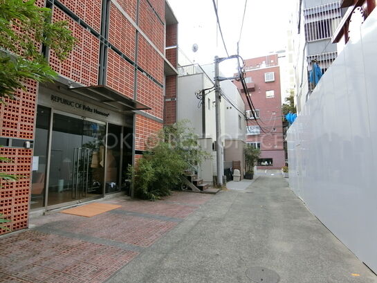 エントランス周辺