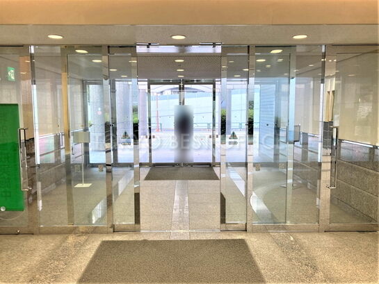 エントランスホール