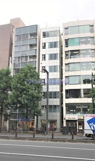 ロリエ四谷ビル外観①