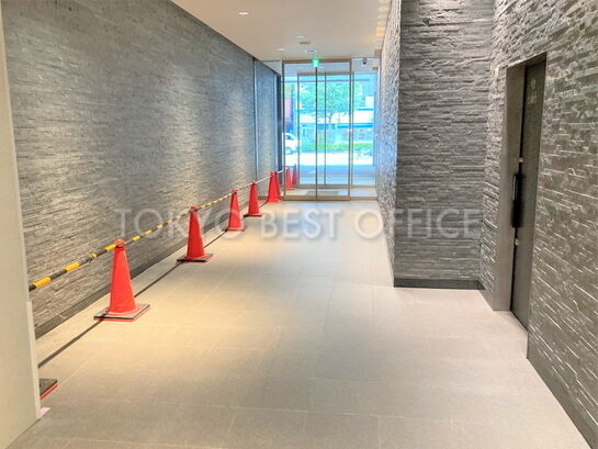 エントランスホール②