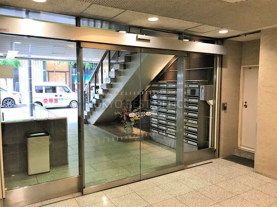 エントランスホール②