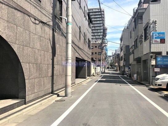 ビル周辺風景③