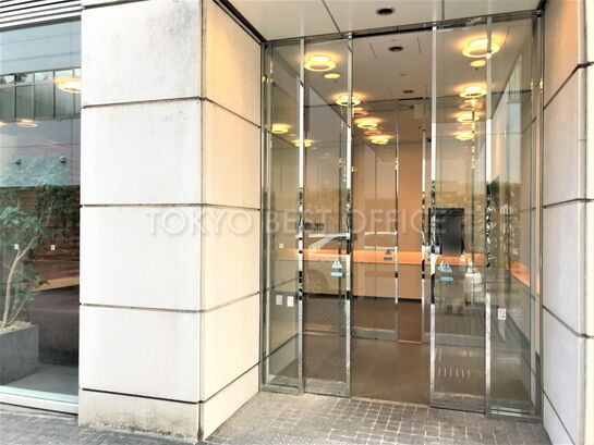 ビルエントランス