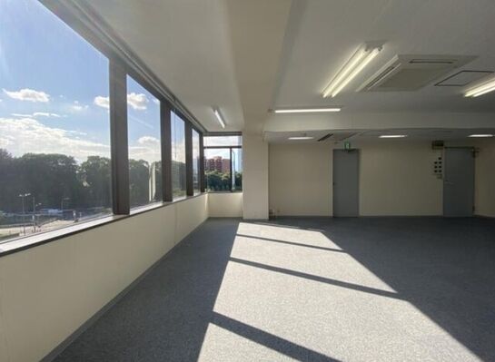 室内写真（他フロア6階の例）