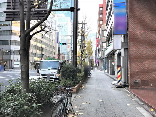 ビル周辺風景②