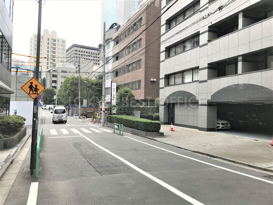 ビル周辺風景④