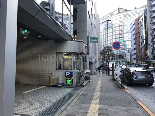 ビル周辺風景②