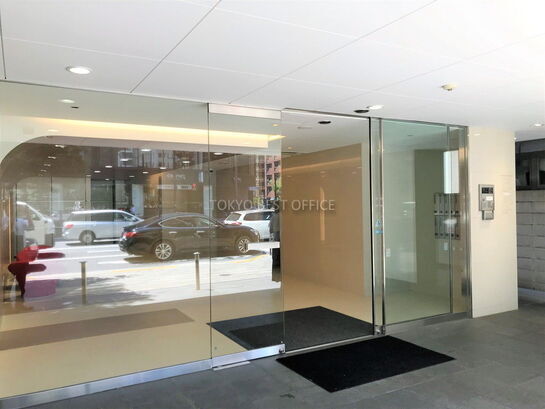 ビルエントランス②