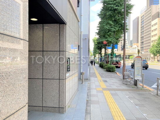 ビル周辺風景②