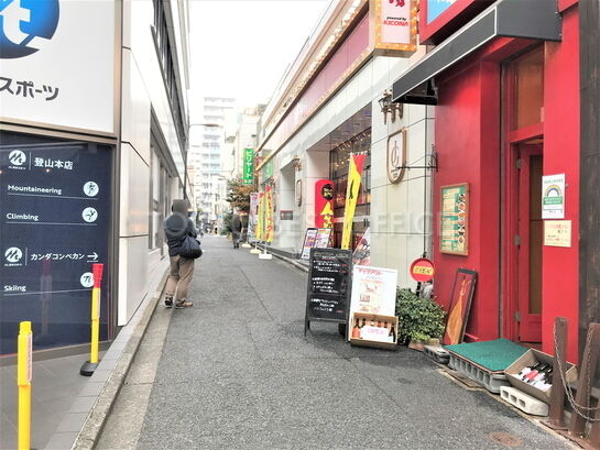 ビル周辺風景③