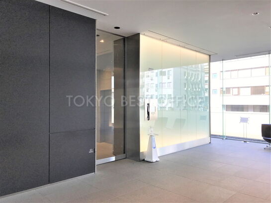 エントランスホール③