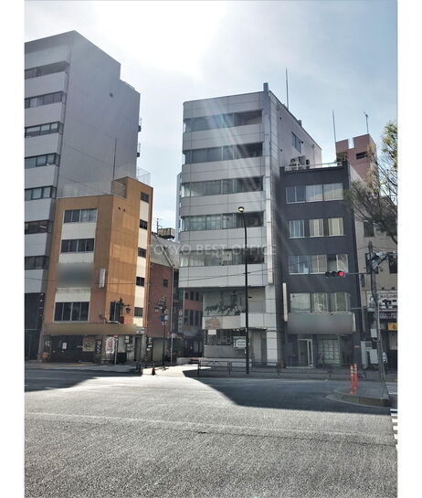 新宿土地建物第10ビル外観③