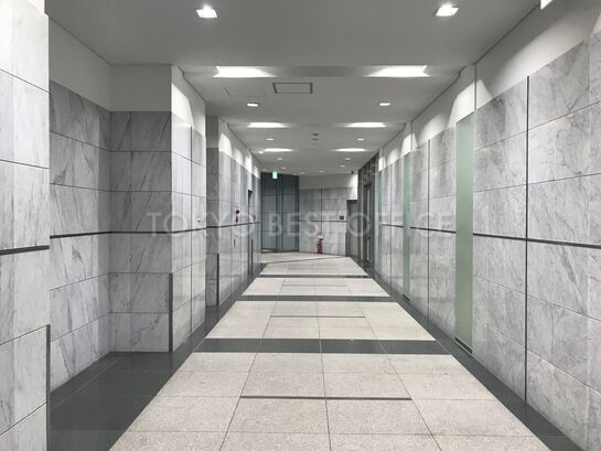 エントランスホール②