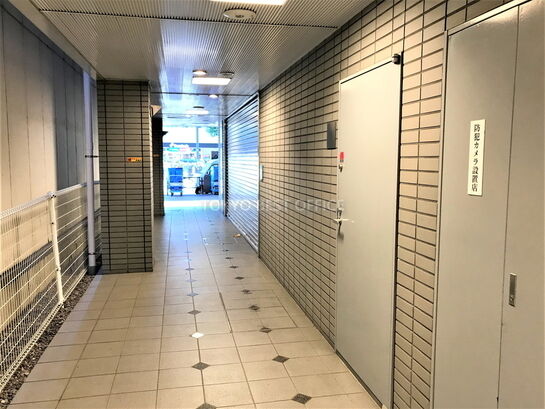 エントランスホール②