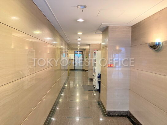 エントランスホール①