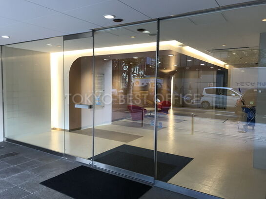 ビルエントランス③