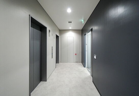 11階 エレベーターホール