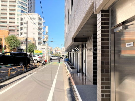 ビル周辺風景②